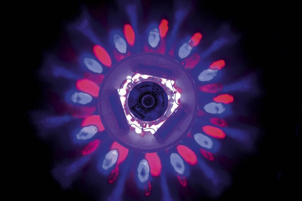 Bestway® 58419 FloatBright™ LED Havuz Işıklandırması 1