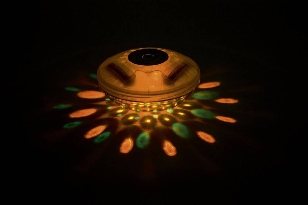 Bestway® 58419 FloatBright™ LED Havuz Işıklandırması 2