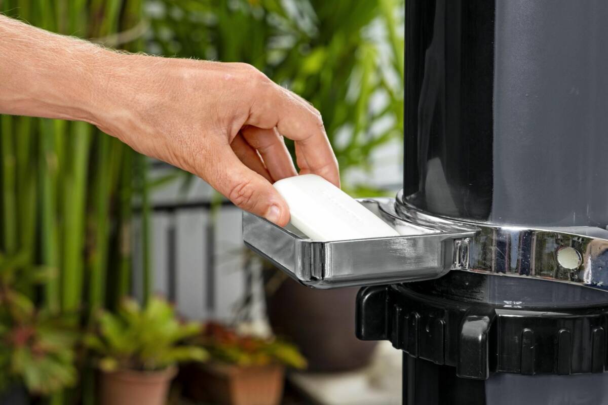 Bestway® 58696 SolarFlow™ 35 L Taşınabilir Duş 2