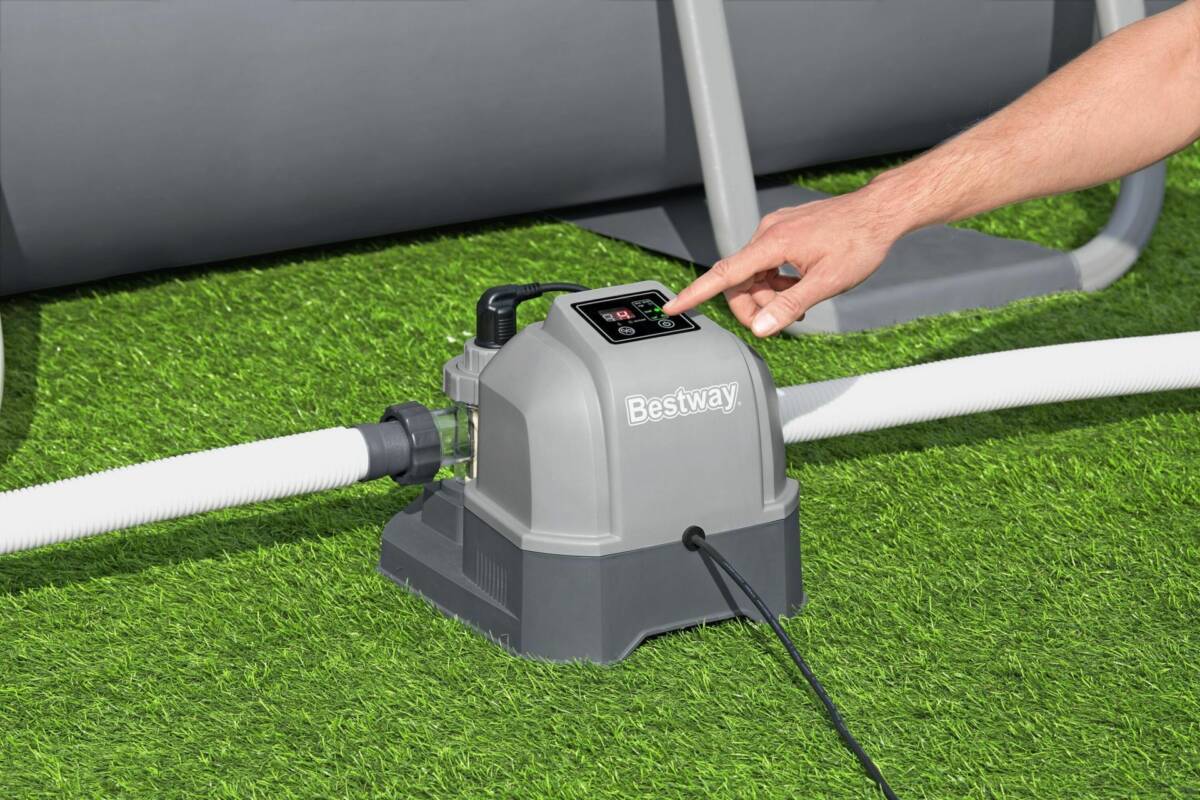 Flowclear™ 58678 Hydrogenic™ 6 G/H Tuzlu Su Havuz Klorlama Sistemi 1