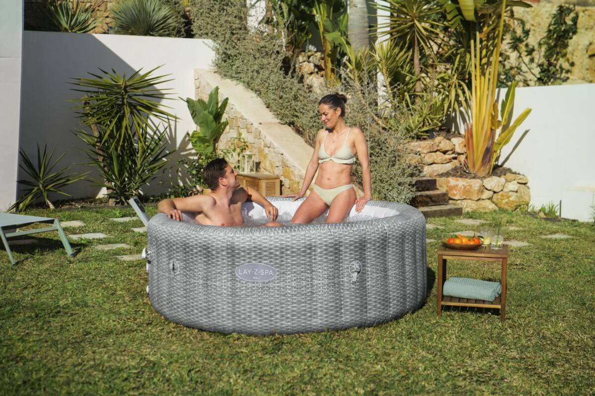 Lay-Z-Spa® Bali Smart AirJet™ 6001N Enerji Tasarruflu Şişme Spa Havuzu, Mobil Uygulama Kontrollü, 4-6 kişilik 1