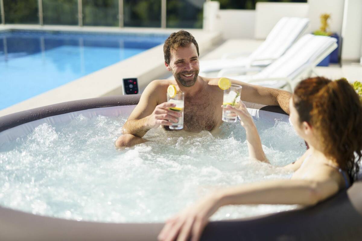 Lay-Z-Spa® Dominica Smart HydroJet™ 6001S Enerji Tasarruflu Şişme Spa Havuzu, Mobil Uygulama Kontrollü, 4-6 kişilik 2